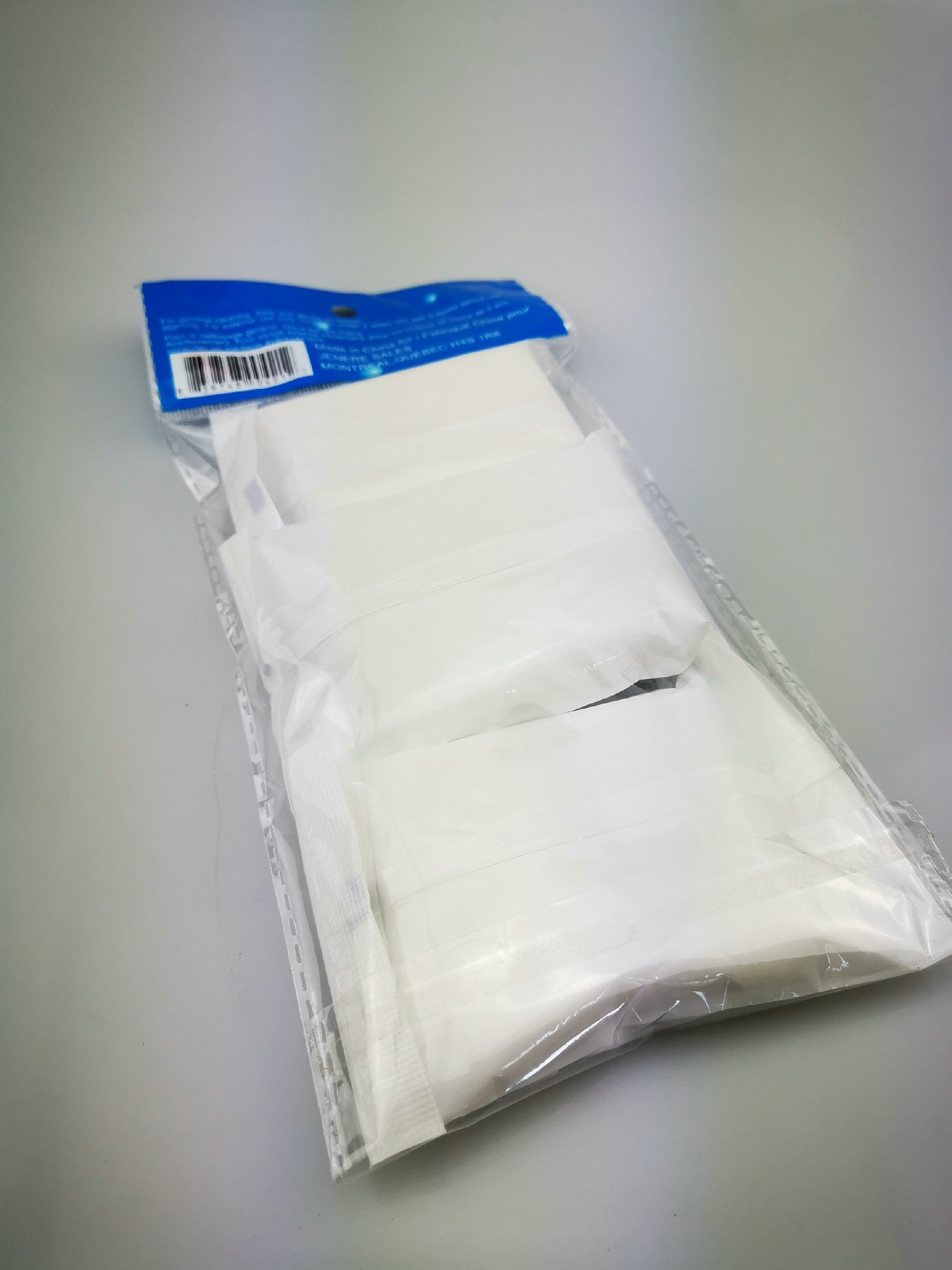 Cleaning wipes